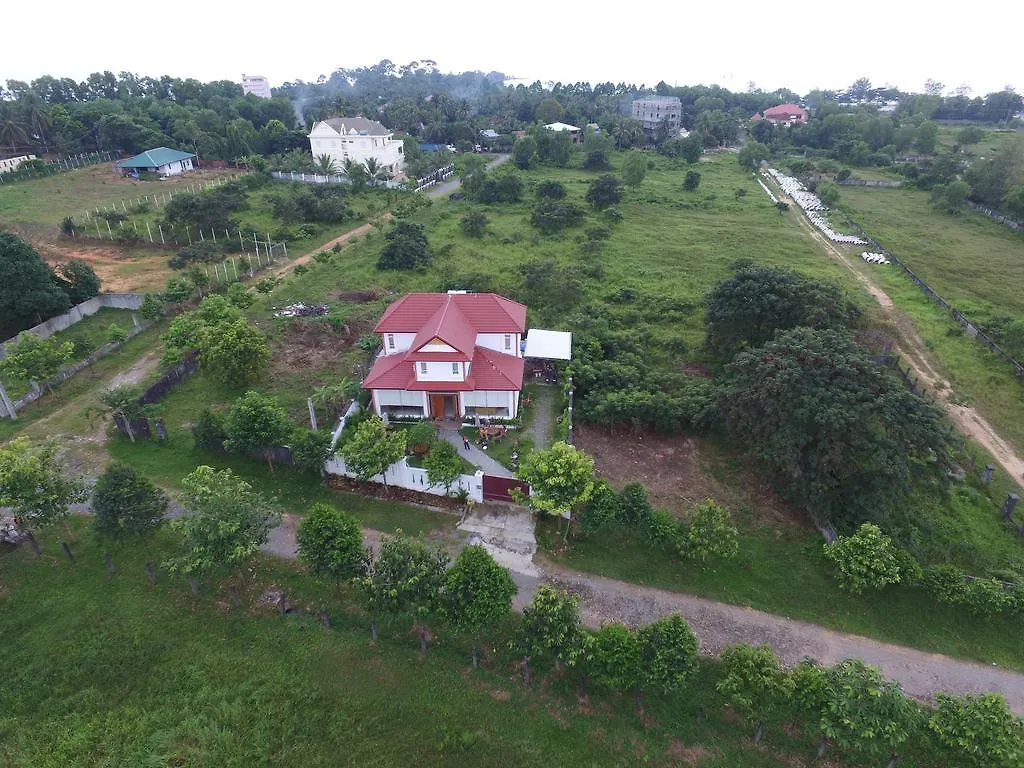 Swiss Villa Sihanoukville 2*,
