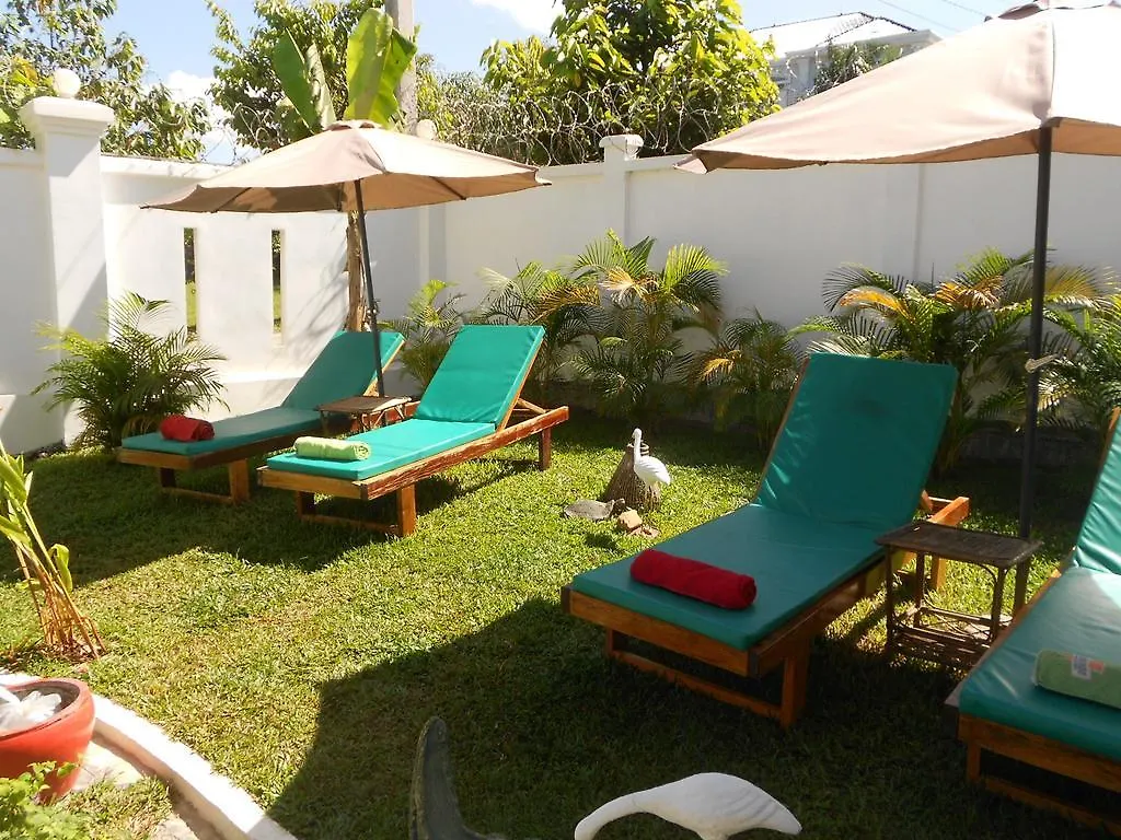 Swiss Villa Sihanoukville Bed & Breakfast